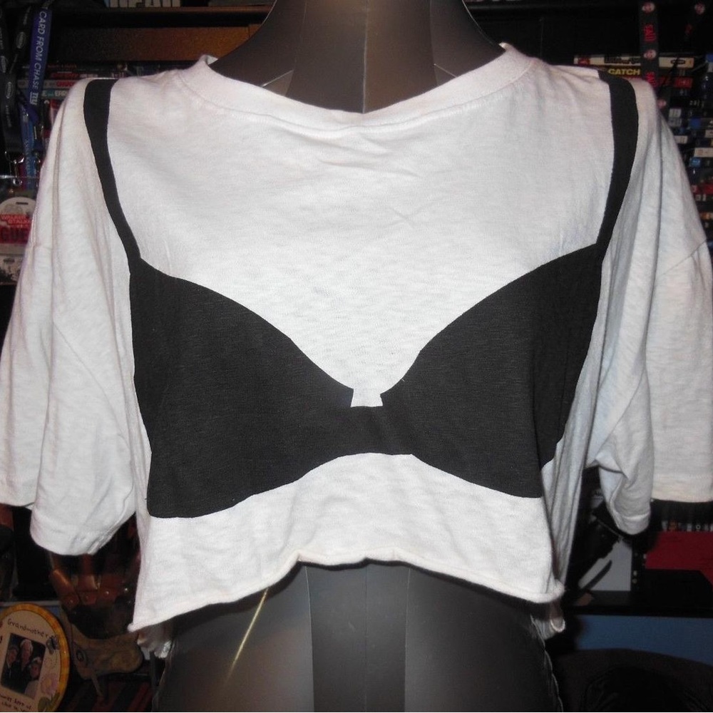 Please help me find this top!!!!! :)